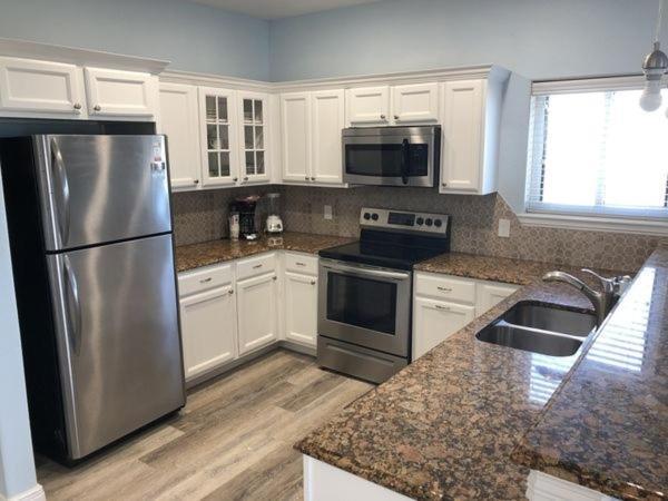 Beachgate Condosuites And Oceanfront Resort Port Aransas Rum bild