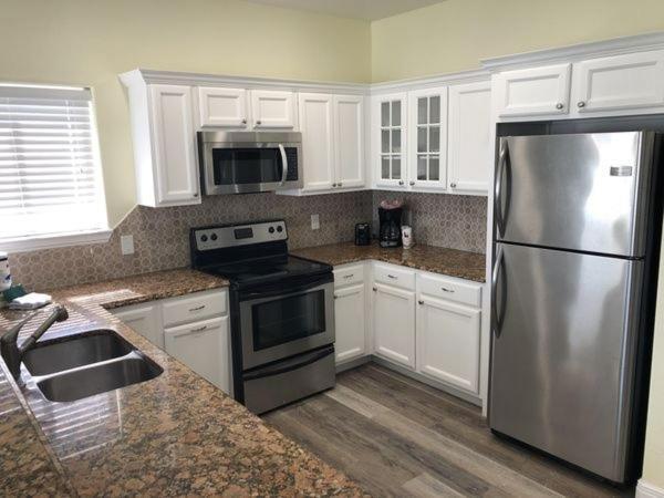 Beachgate Condosuites And Oceanfront Resort Port Aransas Rum bild